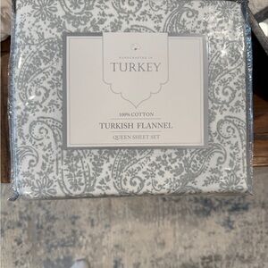 New Turkish Flannel Gray Paisley Queen Sheet Set